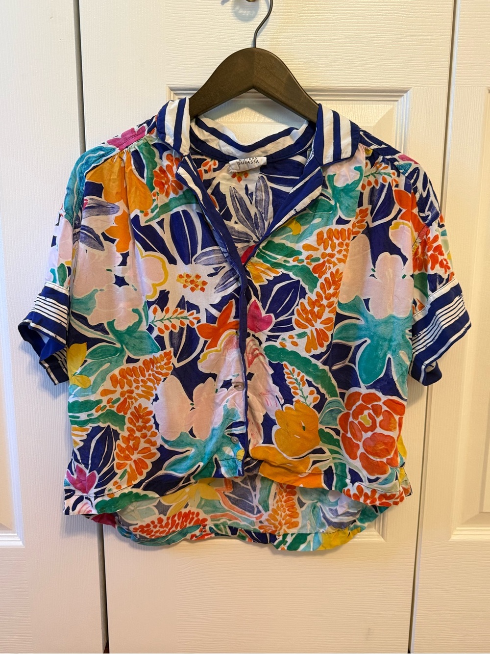 Anthropologie Sisters Gulassa Whimsy Blue Floral Motif Button Down Short Sleeve - Picture 2 of 4
